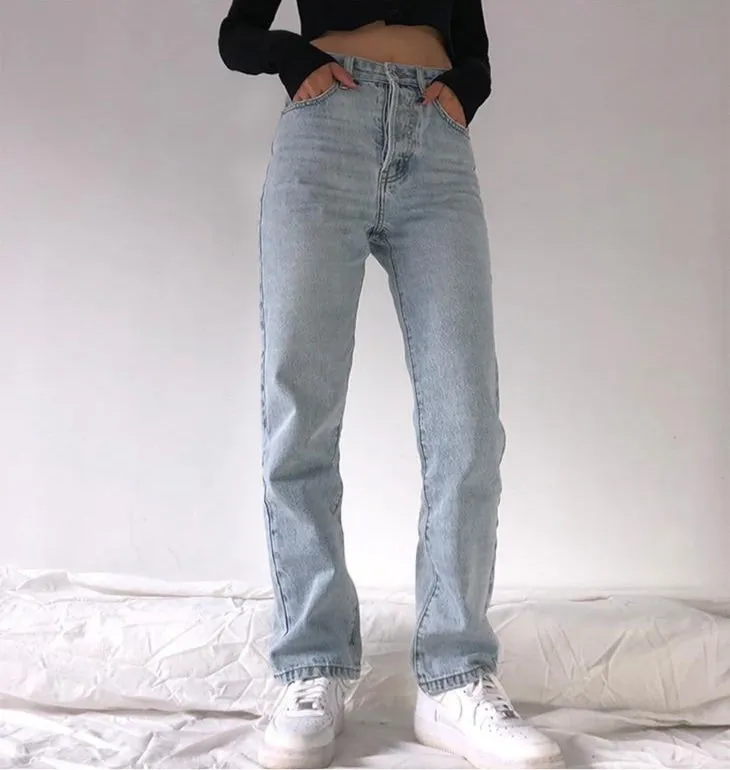 High Waist Washed Loose Mom Jeans